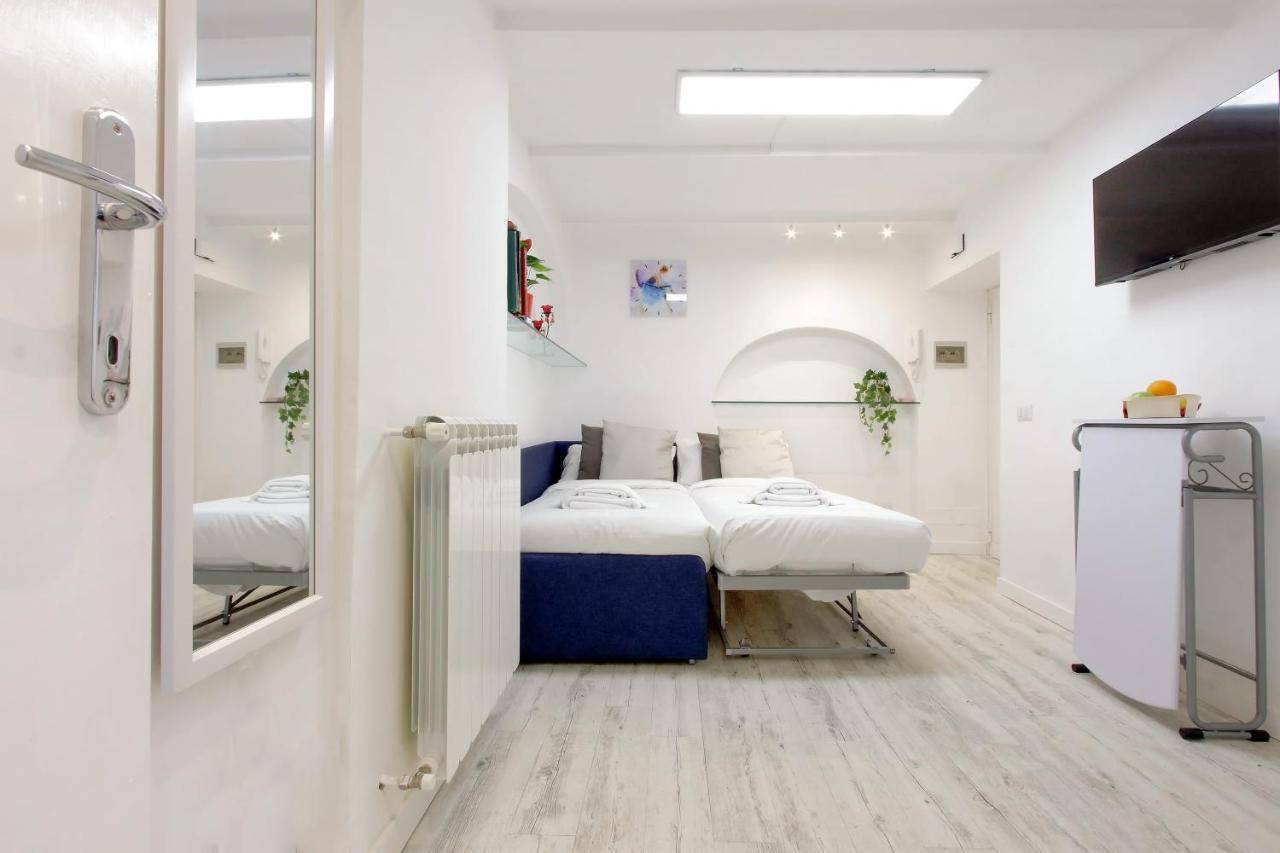 Ych-Confortevole Suite Al Colosseo Rom Eksteriør billede